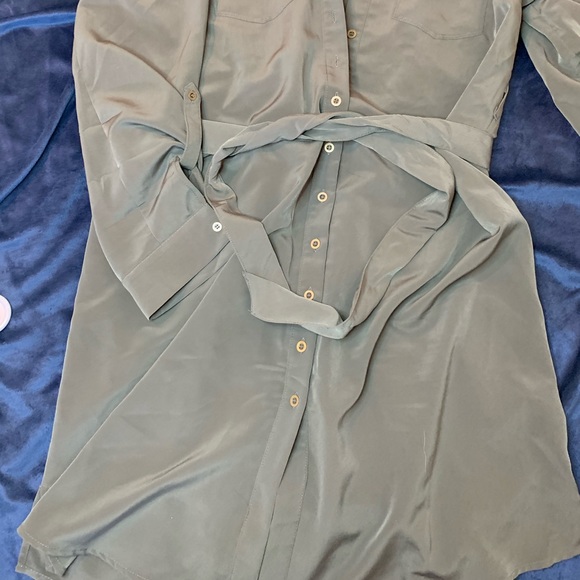 Maternity Dress - Picture 3 of 4